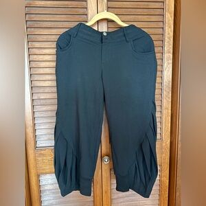 Barrel Leg Pants Size Large